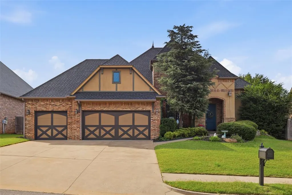 Photo 2 — 4516 Boulder Bridge Way, Edmond, OK 73034