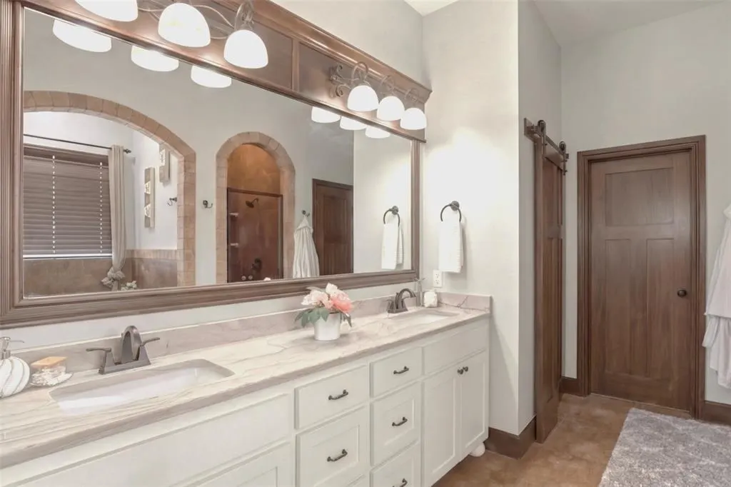 Photo 16 — 4516 Boulder Bridge Way, Edmond, OK 73034