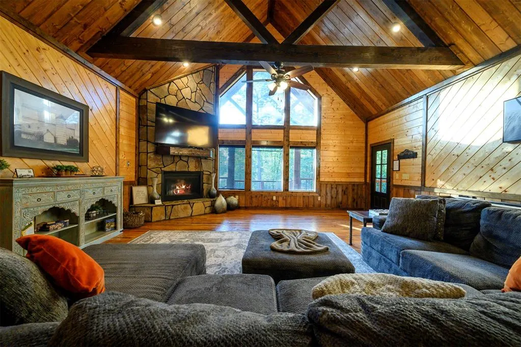 Photo 8 — 47 Red Berry Trail, Broken Bow, OK 74728