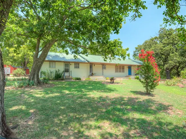 Photo 2 — 102199 S Highway 18, Meeker, OK 74855