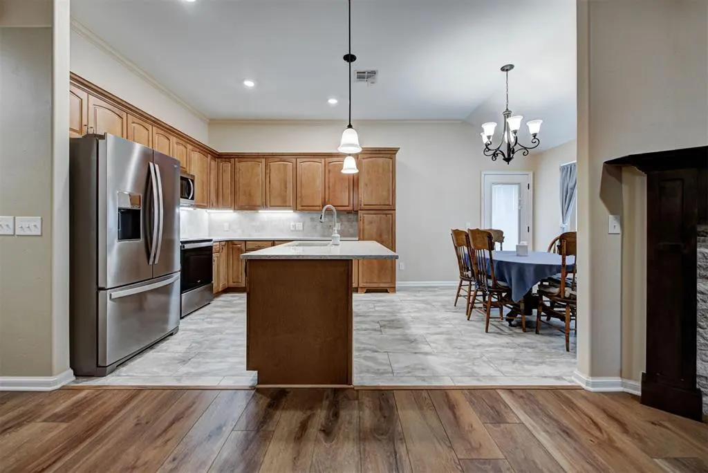 Photo 10 — 1213 Laurel Creek Drive, Yukon, OK 73099
