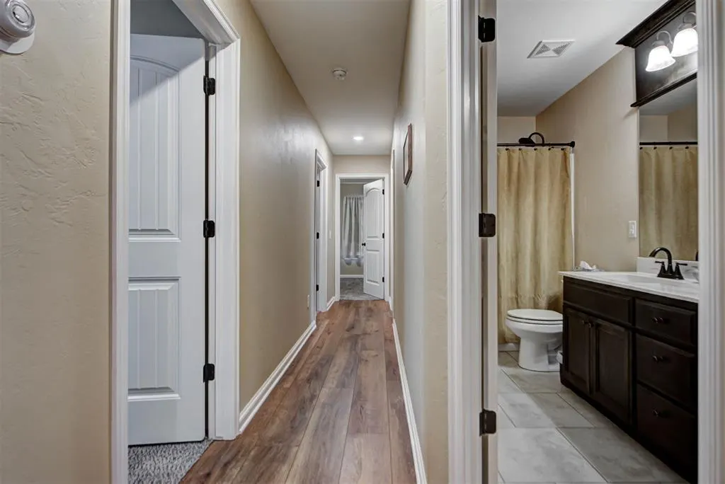 Photo 20 — 1213 Laurel Creek Drive, Yukon, OK 73099