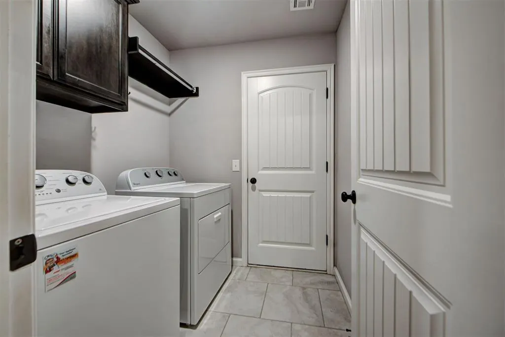 Photo 32 — 1213 Laurel Creek Drive, Yukon, OK 73099