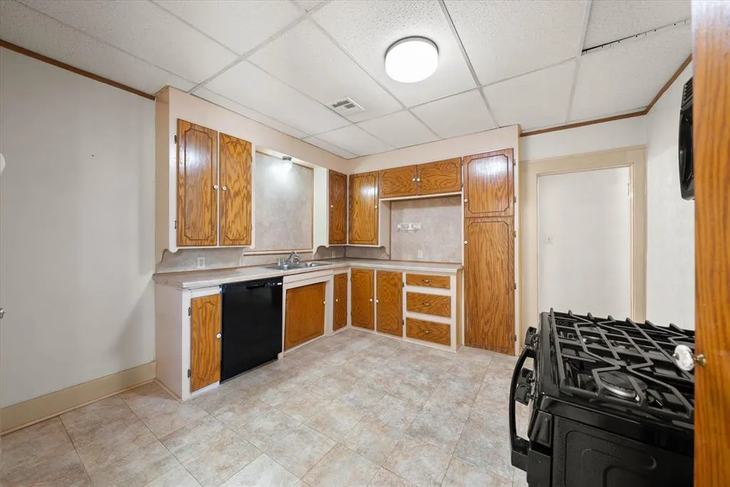 Photo 9 — 2533 SW Grand Boulevard, Oklahoma City, OK 73119