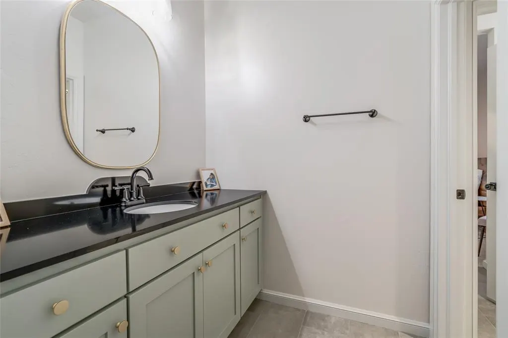 Photo 19 — 9300 NW 84th Terrace, Yukon, OK 73099