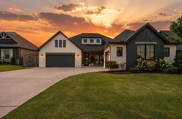 Photo 3 — 9300 NW 84th Terrace, Yukon, OK 73099