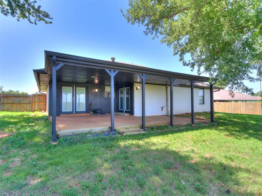 Photo 3 — 2007 E Ensey Terrace, Mustang, OK 73064