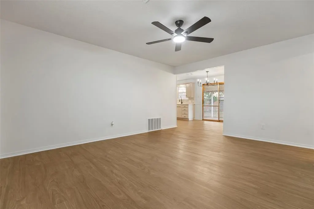 Photo 5 — 4101 SE 14th Street, Oklahoma City, OK 73115