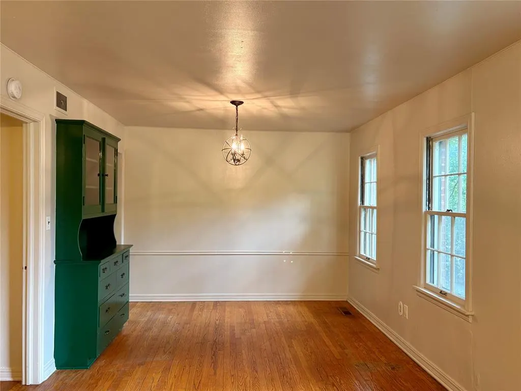 Photo 2 — 5305 N Walker Avenue, Oklahoma City, OK 73118