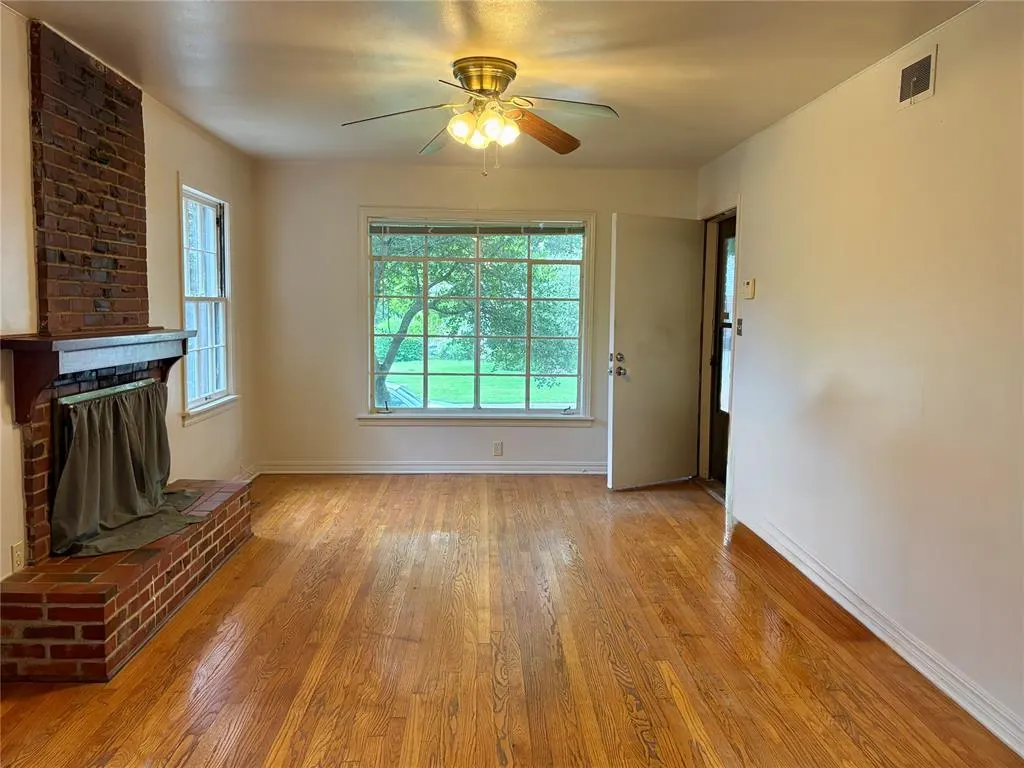 Photo 3 — 5305 N Walker Avenue, Oklahoma City, OK 73118