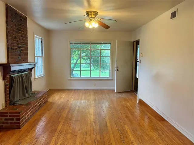 Photo 3 — 5305 N Walker Avenue, Oklahoma City, OK 73118