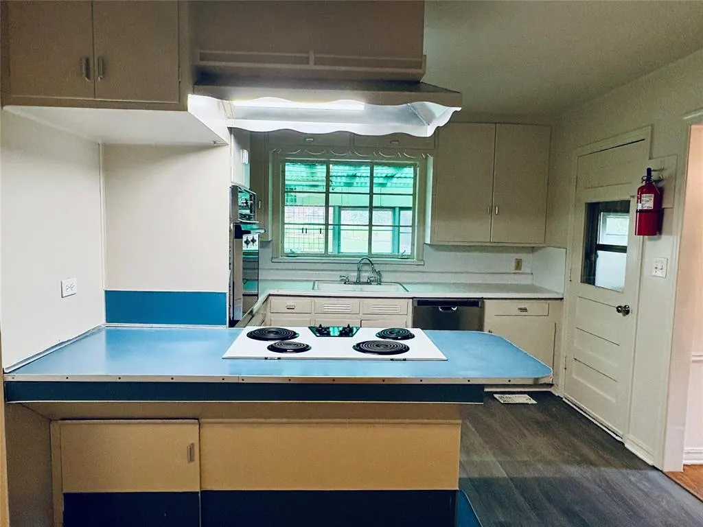 Photo 5 — 5305 N Walker Avenue, Oklahoma City, OK 73118