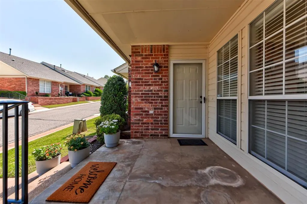 Photo 6 — 2416 Glenrock, Edmond, OK 73012