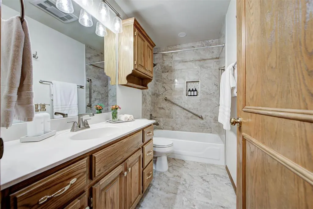 Photo 37 — 2416 Glenrock, Edmond, OK 73012