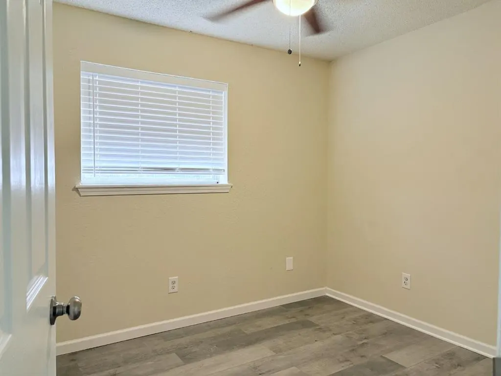 Photo 12 — 711 Meadowlake Drive, Noble, OK 73068