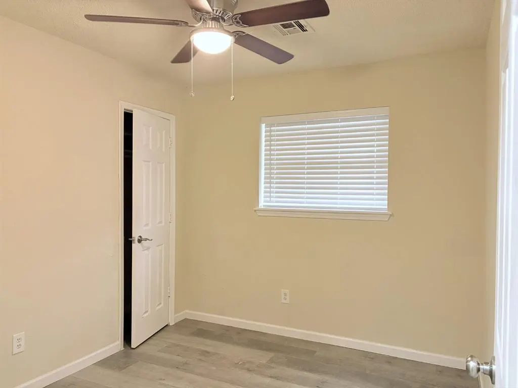 Photo 13 — 711 Meadowlake Drive, Noble, OK 73068