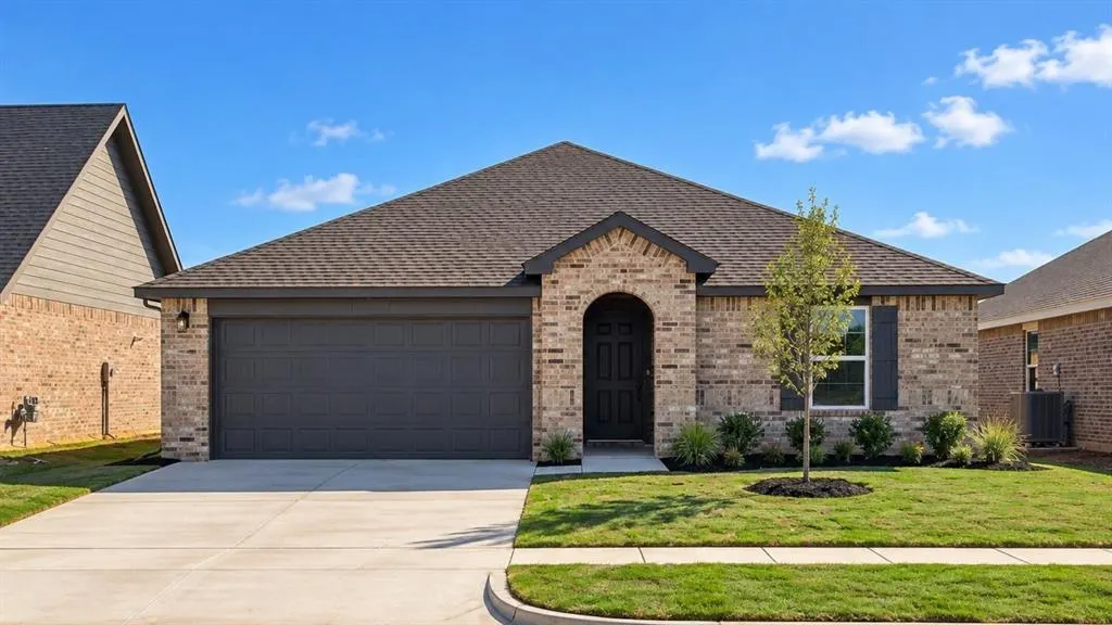 Front exterior — 16144 Cherokee Trail, Piedmont, OK 73078
