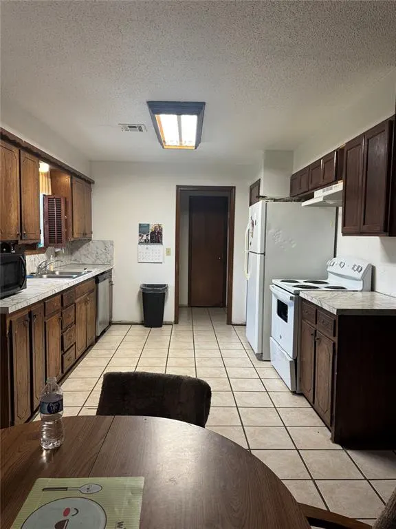 Photo 18 — 106 Hazelwood Street, Davis, OK 73030