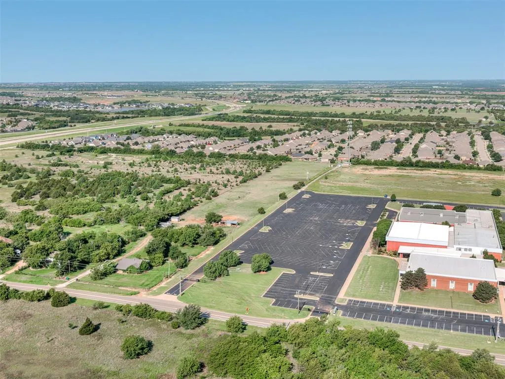 Photo 3 — 13905 N Council Road, Oklahoma City, OK 73142