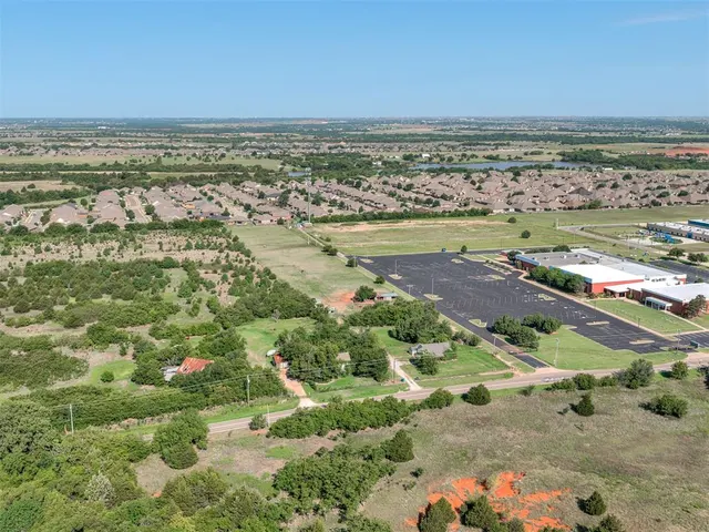 Photo 4 — 13905 N Council Road, Oklahoma City, OK 73142