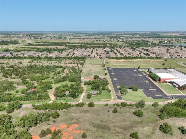 Photo 5 — 13905 N Council Road, Oklahoma City, OK 73142