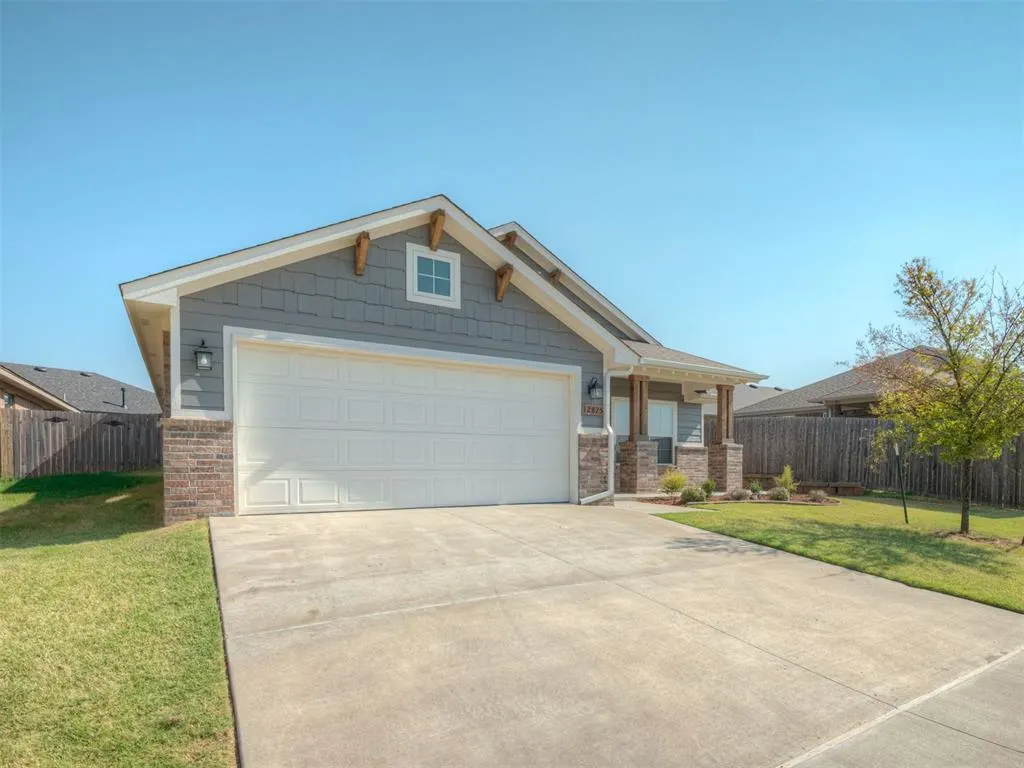 Photo 2 — 12825 NW 3rd Terrace, Yukon, OK 73099