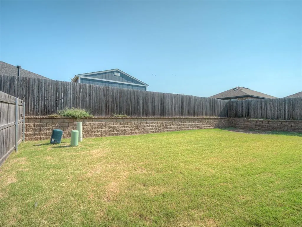 Photo 39 — 12825 NW 3rd Terrace, Yukon, OK 73099