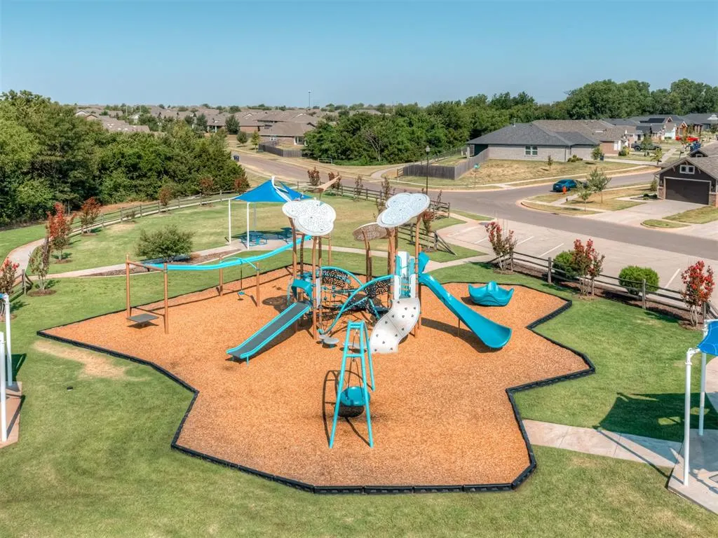 Photo 45 — 12825 NW 3rd Terrace, Yukon, OK 73099