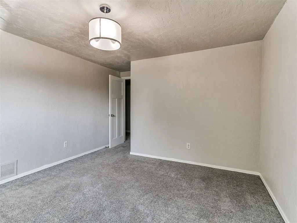 Photo 28 — 1213 Mockingbird Lane, Edmond, OK 73034