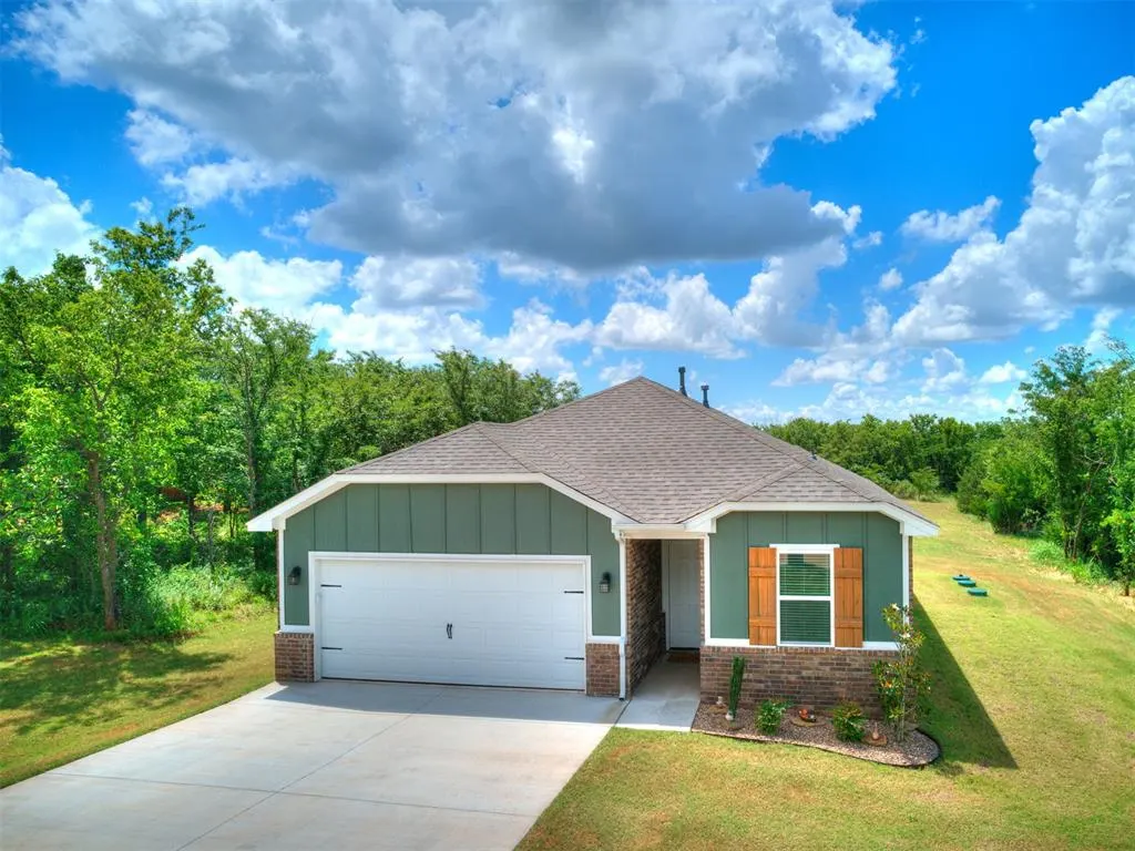 Photo 3 — 4592 Kensington Way, Edmond, OK 73025