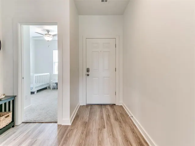 Photo 5 — 4592 Kensington Way, Edmond, OK 73025