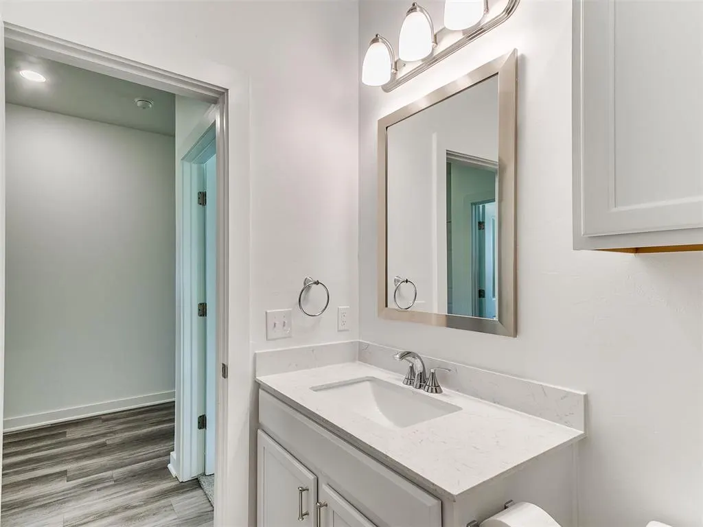 Photo 9 — 4592 Kensington Way, Edmond, OK 73025