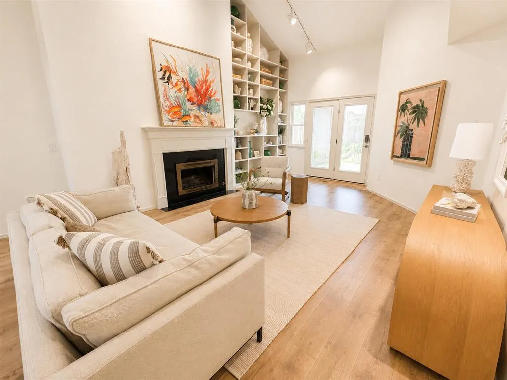 Photo 12 — 11302 N Benttree Circle, Oklahoma City, OK 73120