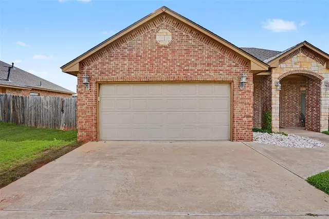 Photo 5 — 1506 NE Scenic Ridge Ridge, Elgin, OK 73538