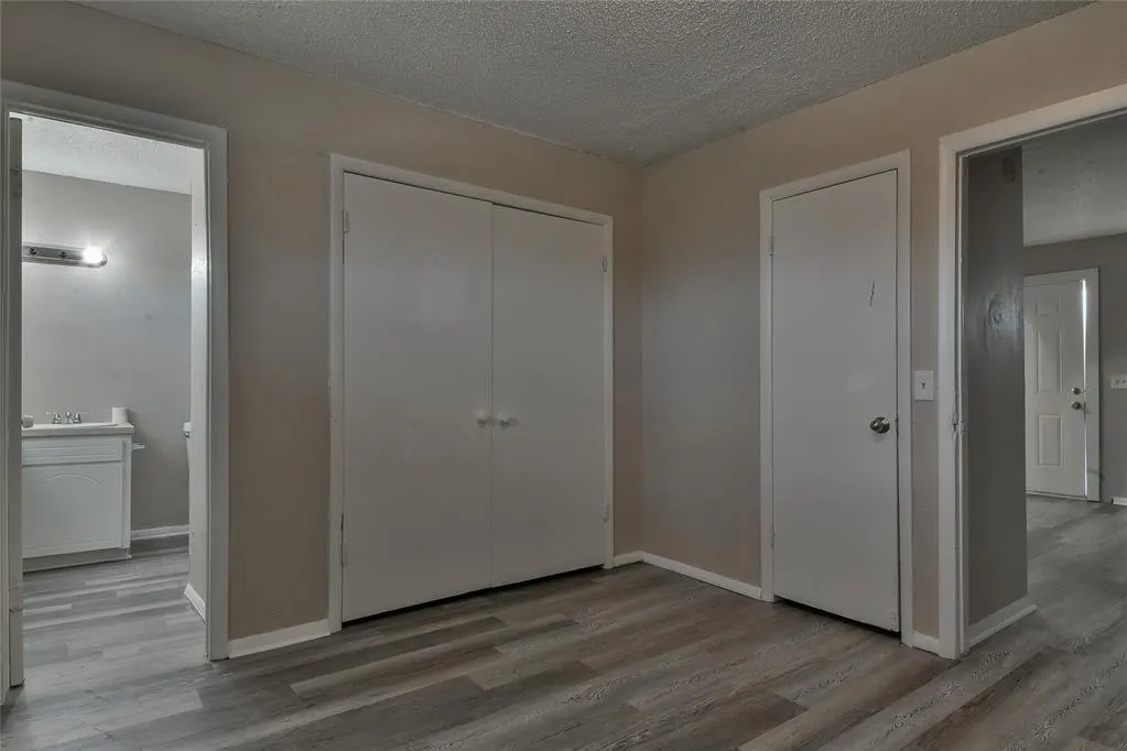 Photo 12 — 505 SW 30th Street, Oklahoma City, OK 73109