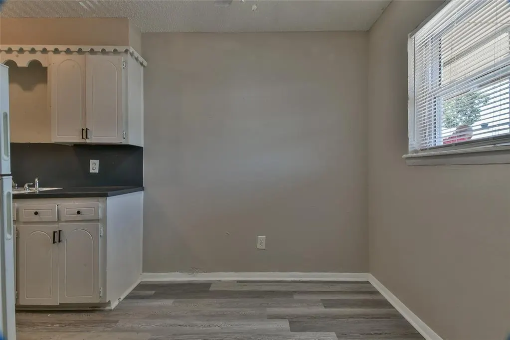 Photo 17 — 505 SW 30th Street, Oklahoma City, OK 73109