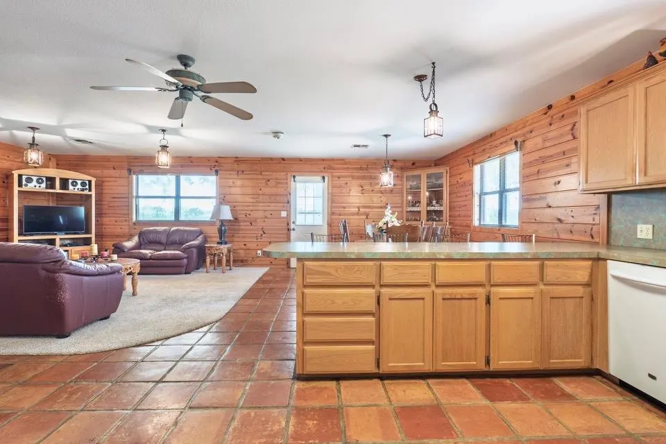 Photo 11 — 18306 Gaddy Road, Shawnee, OK 74801