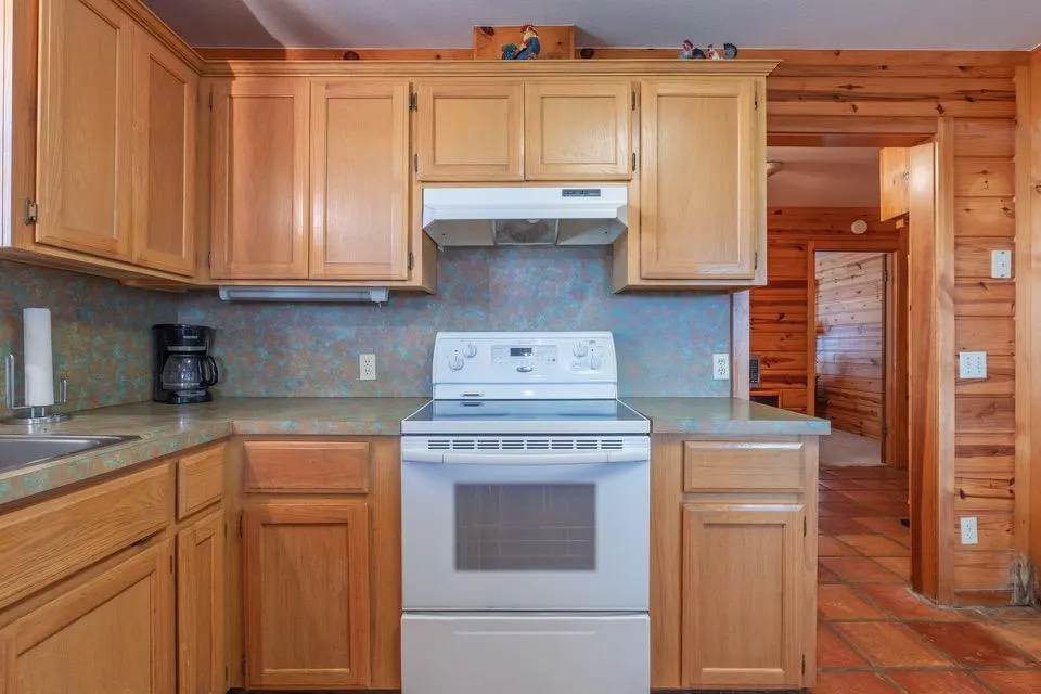 Photo 8 — 18306 Gaddy Road, Shawnee, OK 74801