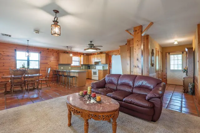 Photo 6 — 18306 Gaddy Road, Shawnee, OK 74801