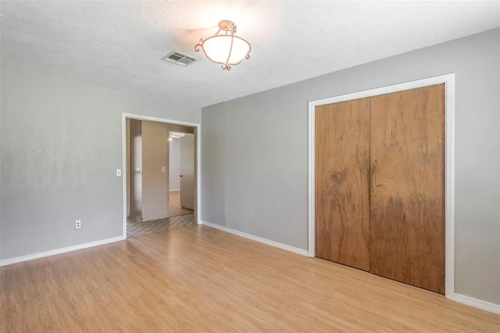 Photo 7 — 708 E Lea Terrace, Mustang, OK 73064
