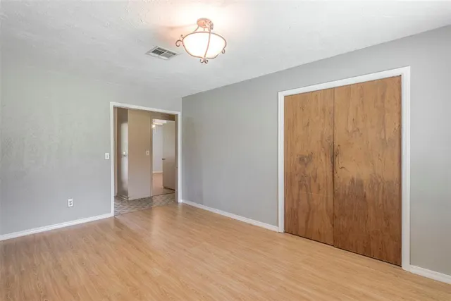 Photo 7 — 708 E Lea Terrace, Mustang, OK 73064