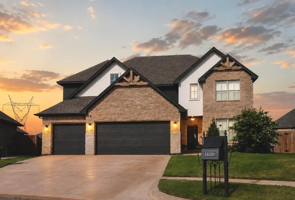 Photo 4 — 14516 Chambery Court, Yukon, OK 73099