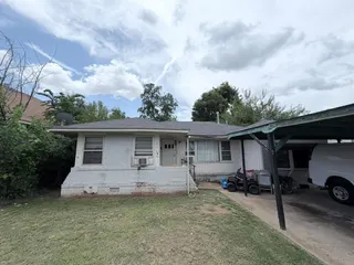 Sold home at 216 SE 41st Street