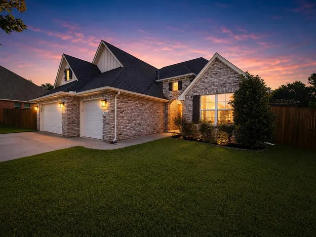 Photo 6 — 18500 Heritage Run Road, Edmond, OK 73012