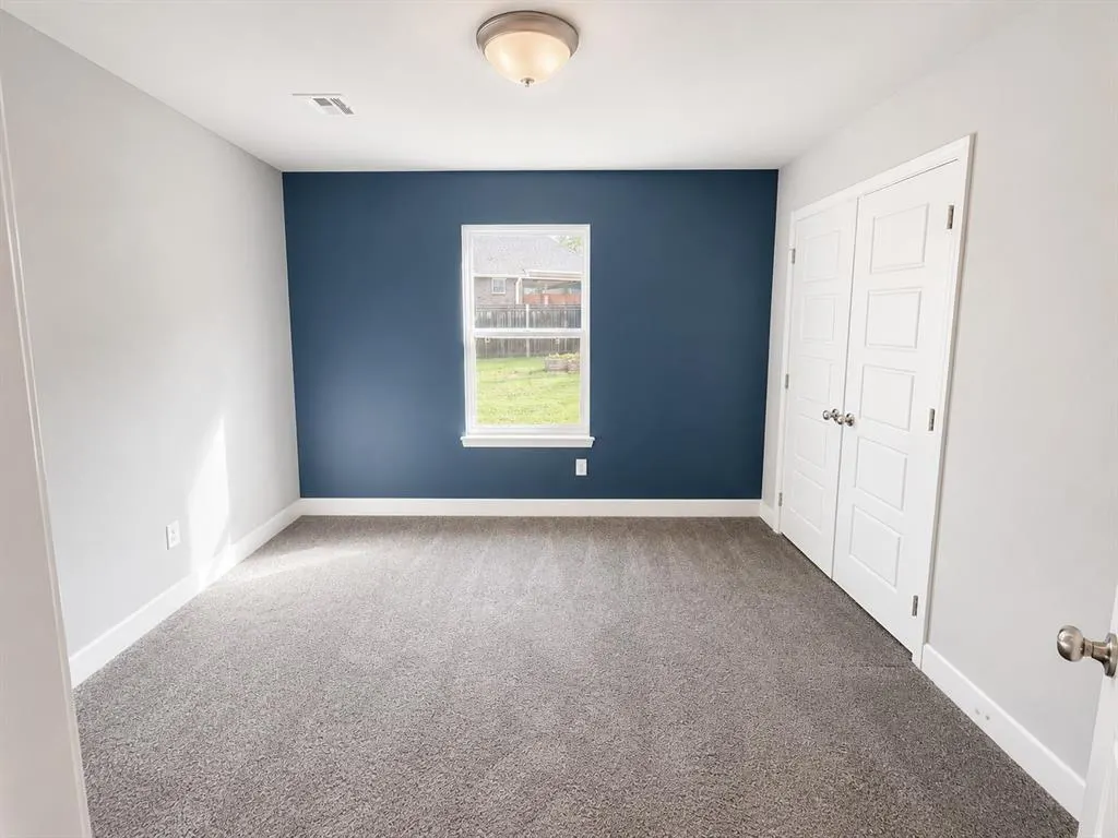 Photo 11 — 18500 Heritage Run Road, Edmond, OK 73012