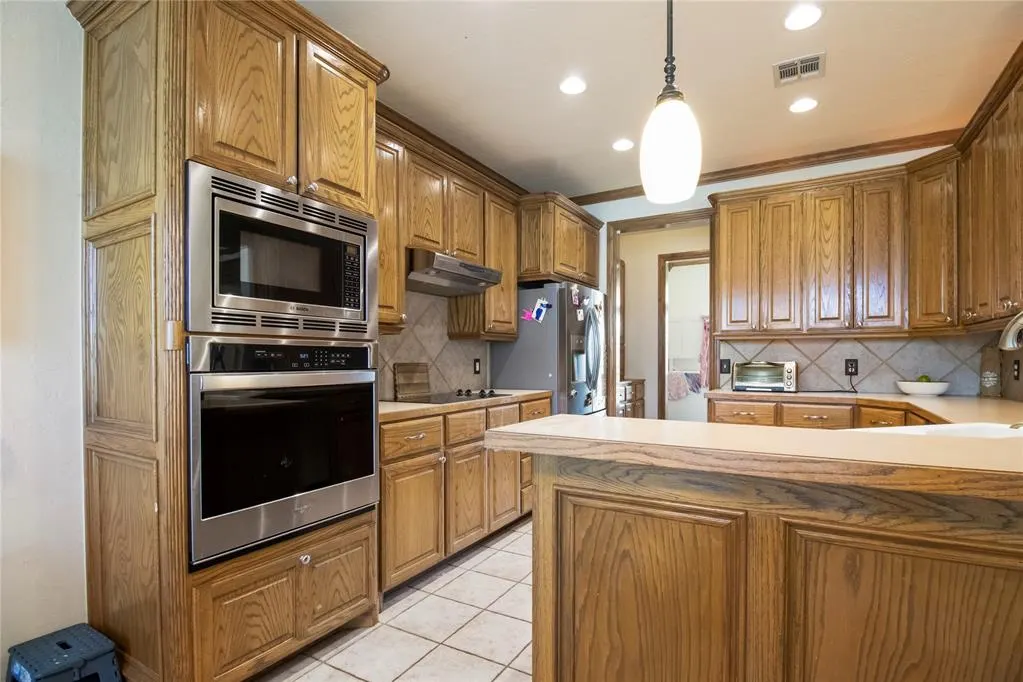 Photo 12 — 615 N Songbird Way, Mustang, OK 73064
