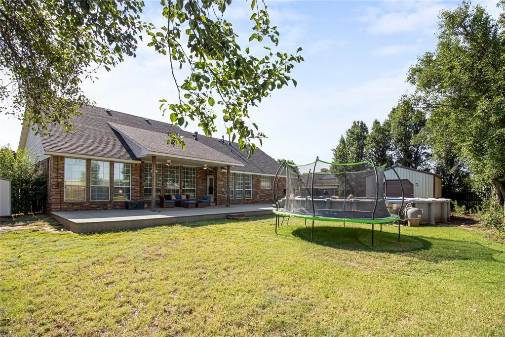 Photo 34 — 615 N Songbird Way, Mustang, OK 73064