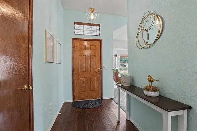 Photo 5 — 1904 Joseph Drive, Edmond, OK 73003