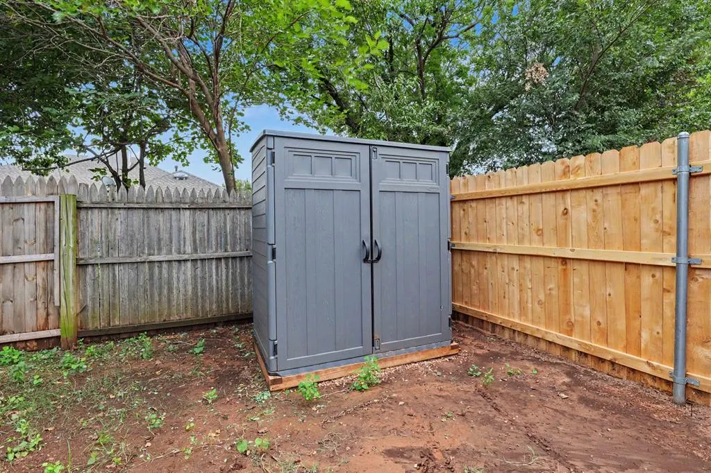 Photo 26 — 1904 Joseph Drive, Edmond, OK 73003