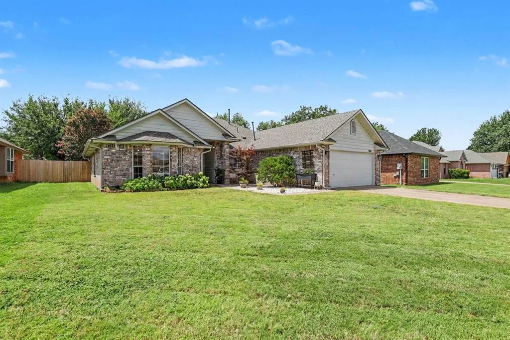 Photo 27 — 1904 Joseph Drive, Edmond, OK 73003